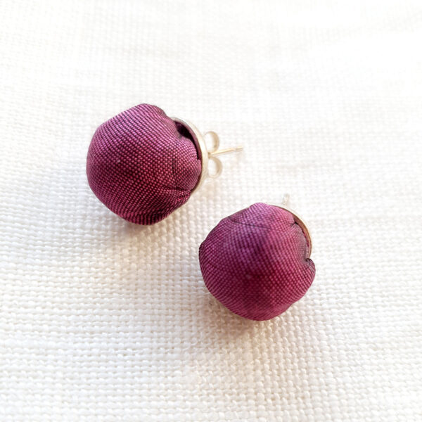 STERLING SILVER EAR STUDS IN PLUM SILK